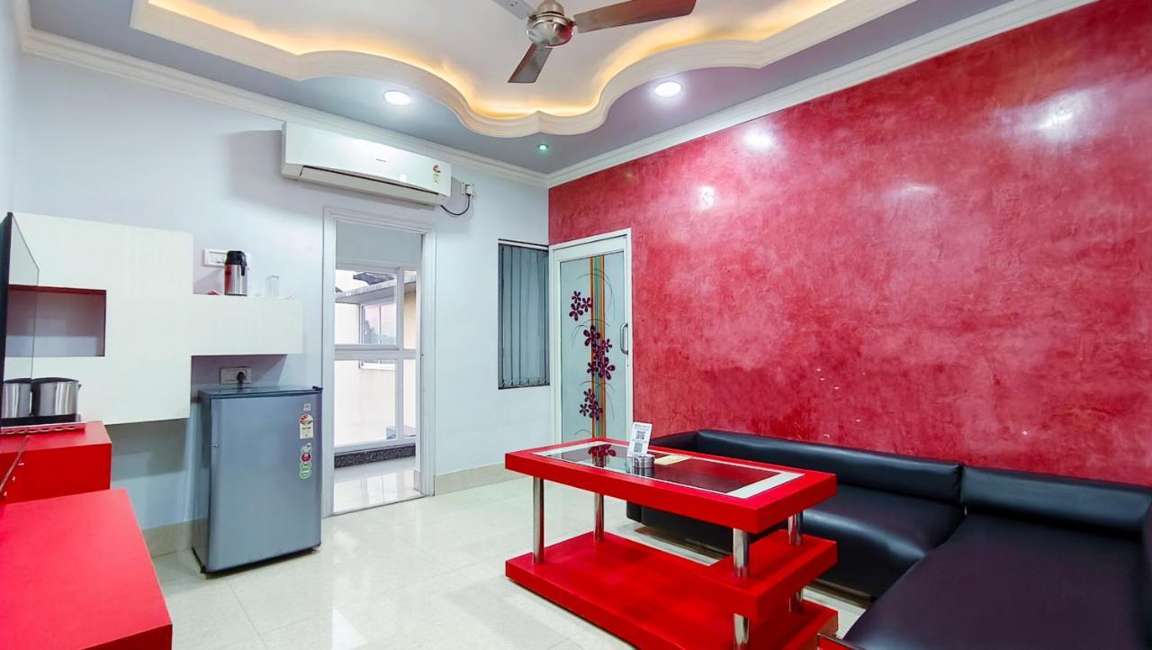 Hotel Samrat Baharampur Exteriér fotografie