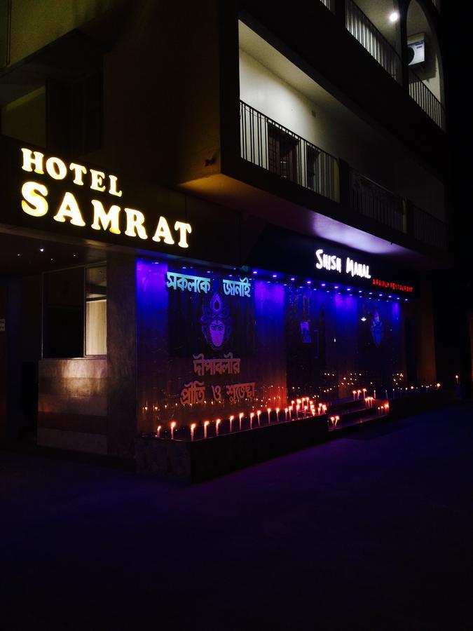 Hotel Samrat Baharampur Exteriér fotografie